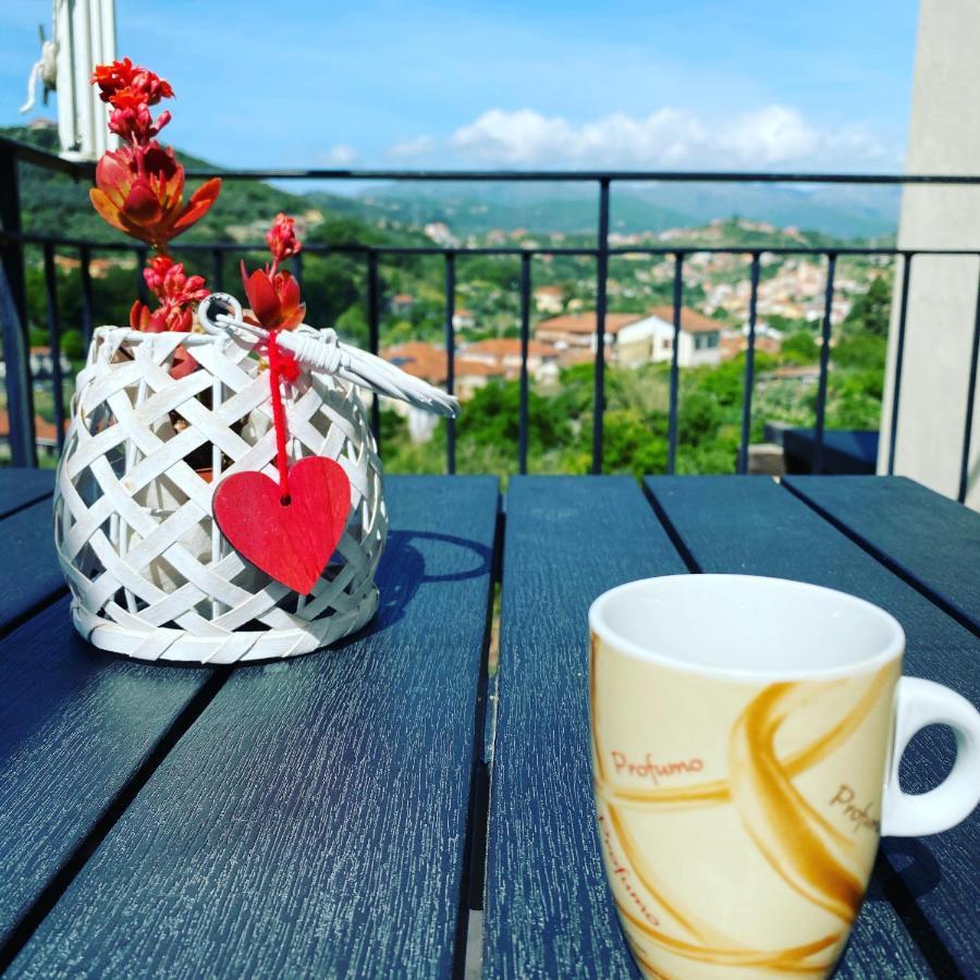 Holiday Home Delo - Imperia Luaran gambar